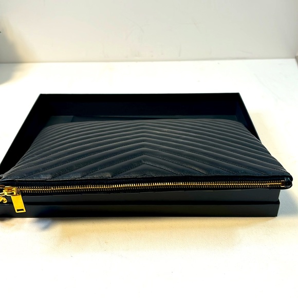EUC YSL Clutch/IPAD CASE - Picture 4 of 14